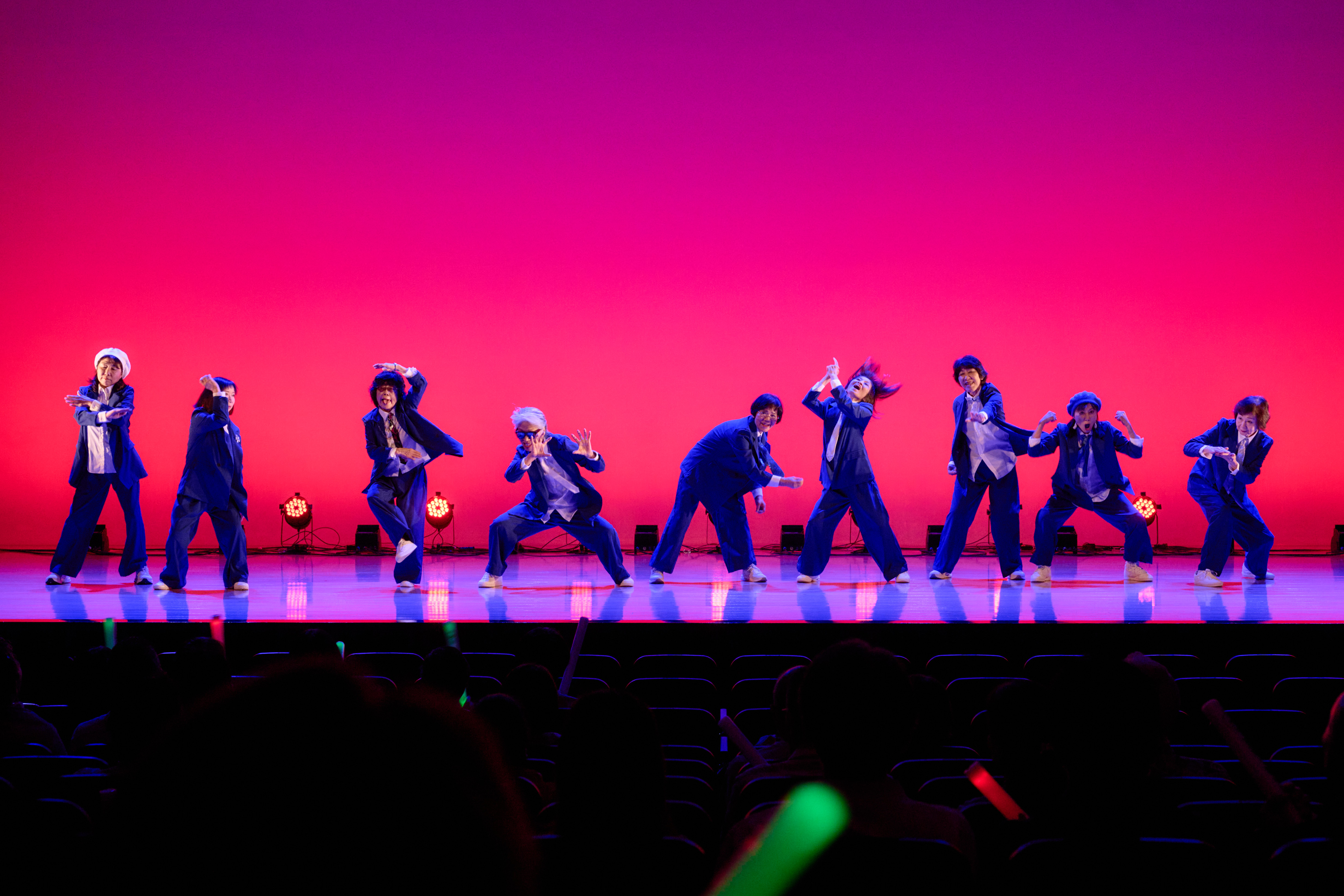 GOLDダンスチームのダンス披露の様子2