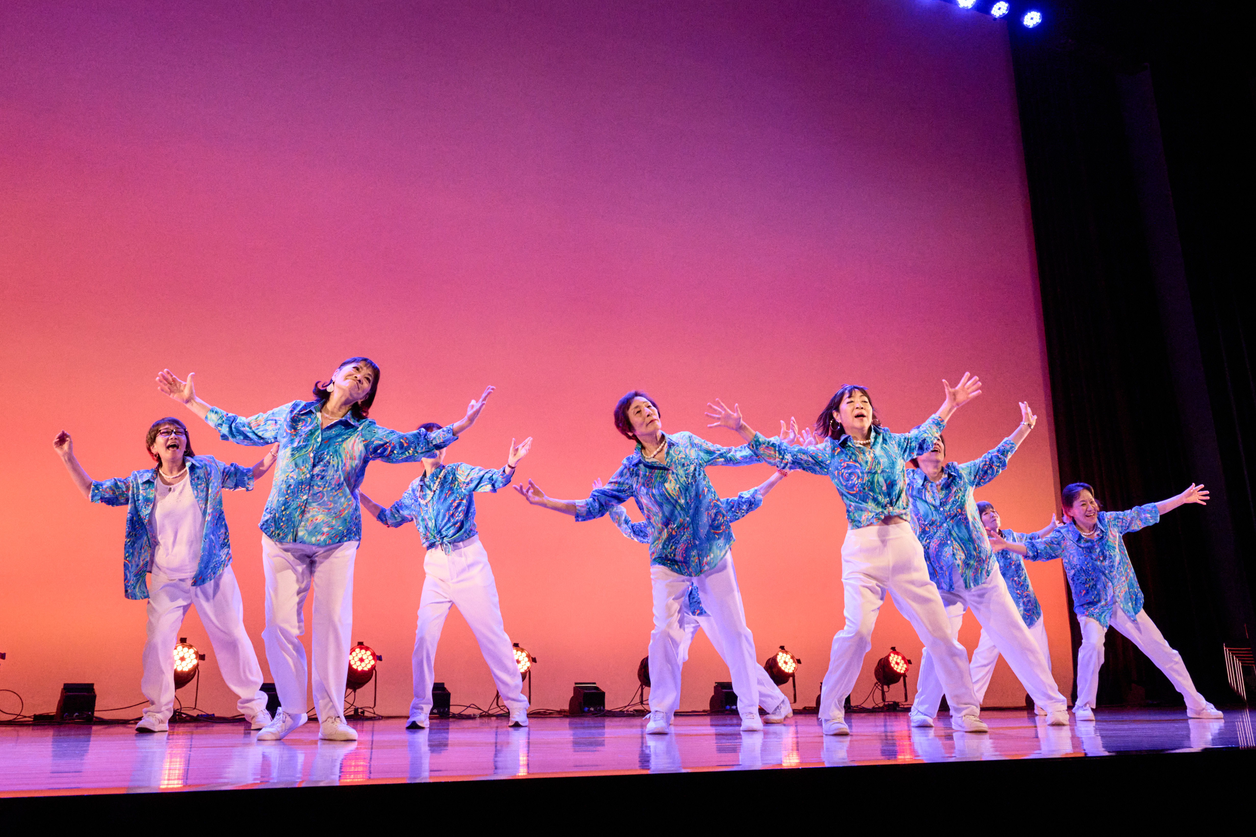 GOLDダンスチームのダンス披露の様子4